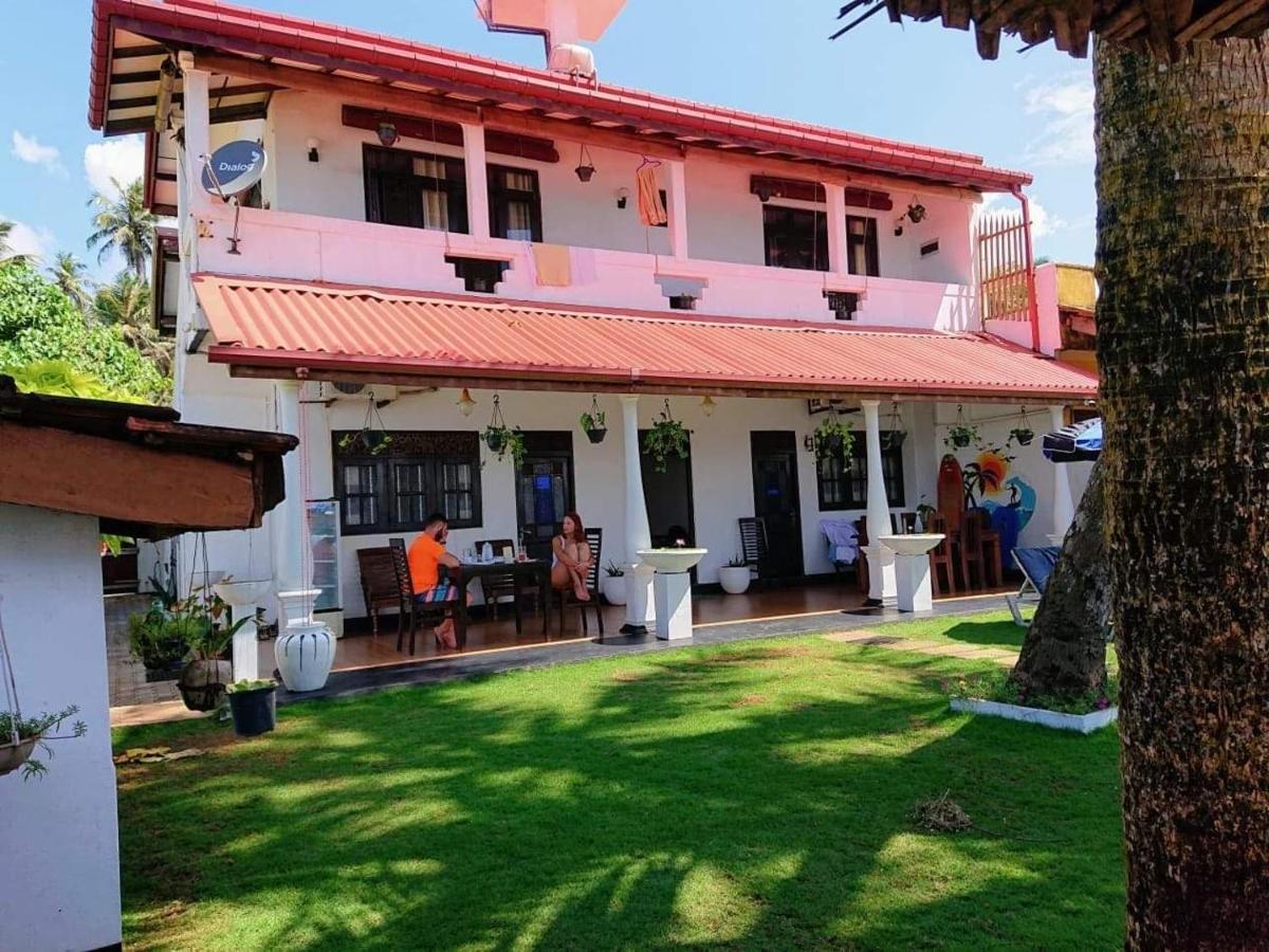 Ashen'S Beach House Bussa Exterior photo