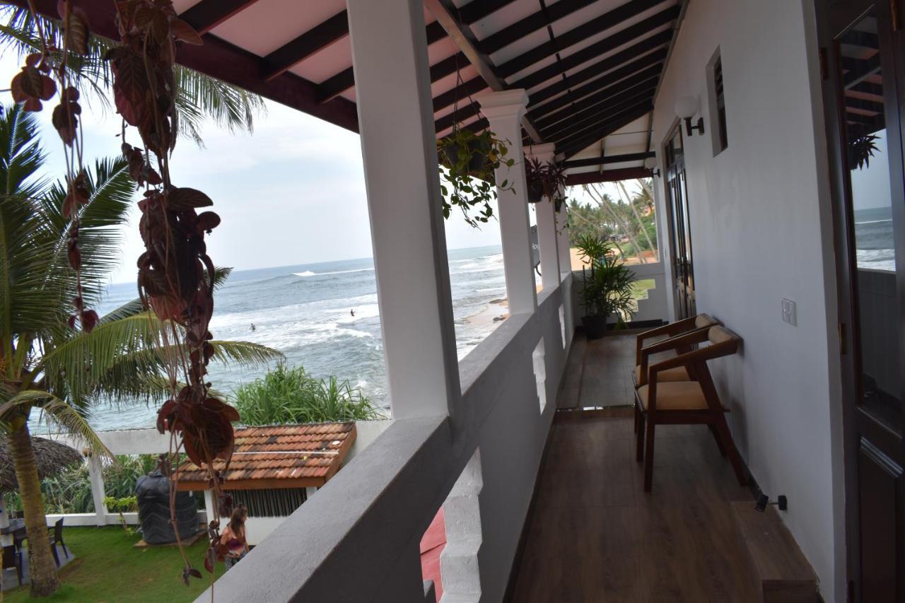 Ashen'S Beach House Bussa Exterior photo